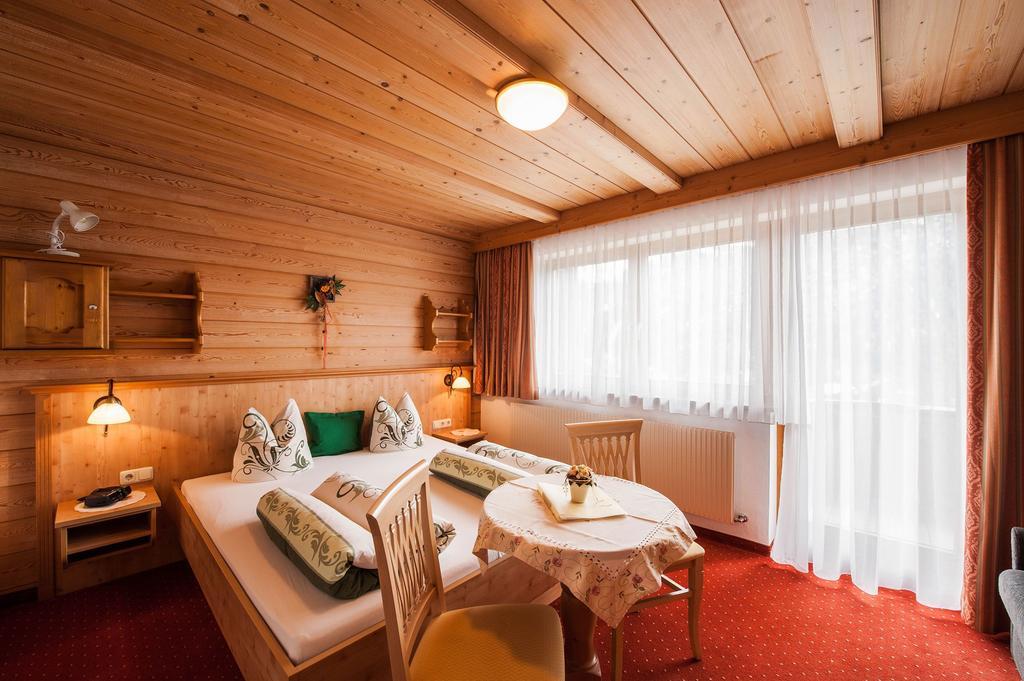 Gaestehaus Alpenblick Berwang Exteriér fotografie